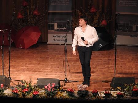 12. tradicionalni glasbeno-humoristični Valentinov koncert 37